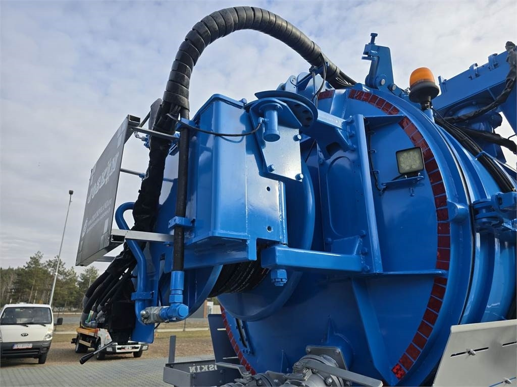 Volvo JOSKIN WUKO FOR CLEANING COMBI  в лизинг Volvo JOSKIN WUKO FOR CLEANING COMBI: фото 19 Volvo JOSKIN WUKO FOR CLEANING COMBI  в лизинг Volvo JOSKIN WUKO FOR CLEANING COMBI: фото 19