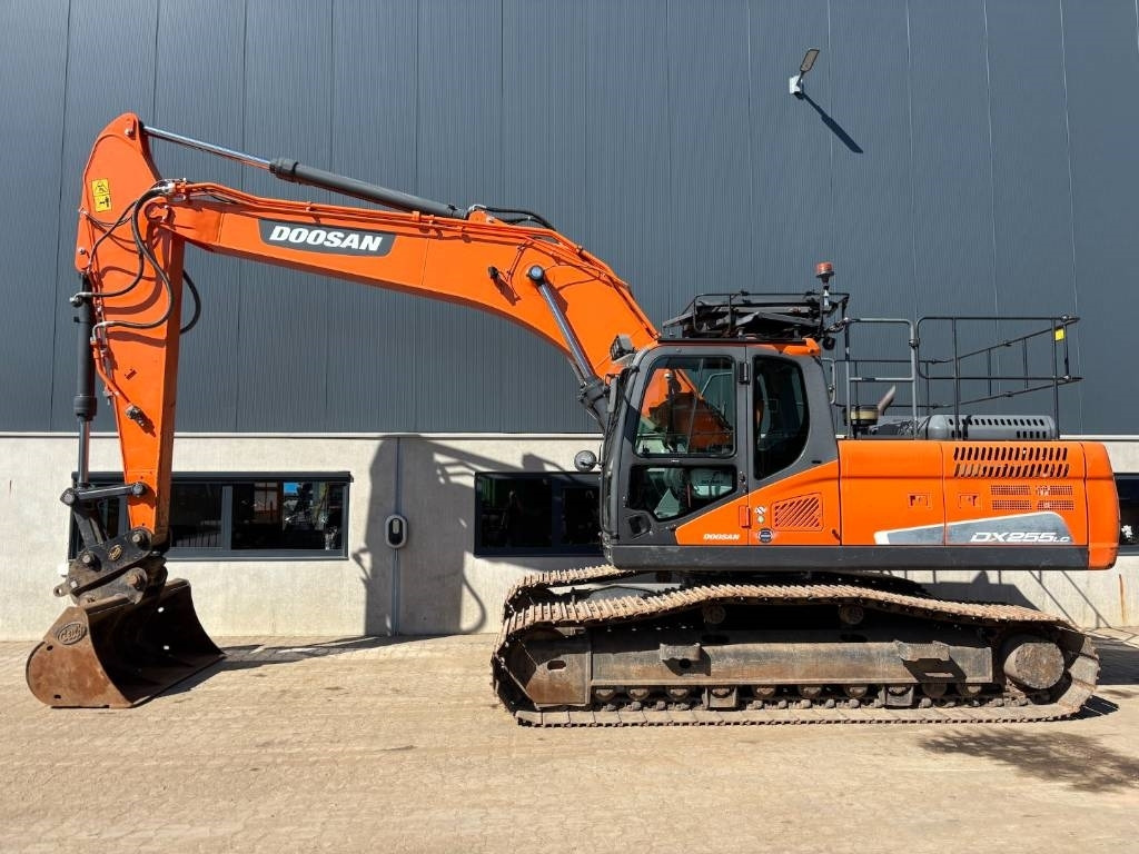 Doosan DX 255 LC-5 -- DX255LC -- DX 225 - Гусеничный экскаватор: фото 2 Doosan DX 255 LC-5 -- DX255LC -- DX 225 - Гусеничный экскаватор: фото 2