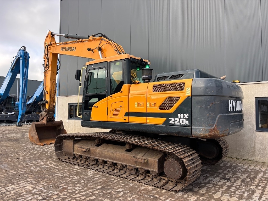 Hyundai HX 220 L - HX 220 - HX220L - Гусеничный экскаватор: фото 3 Hyundai HX 220 L - HX 220 - HX220L - Гусеничный экскаватор: фото 3