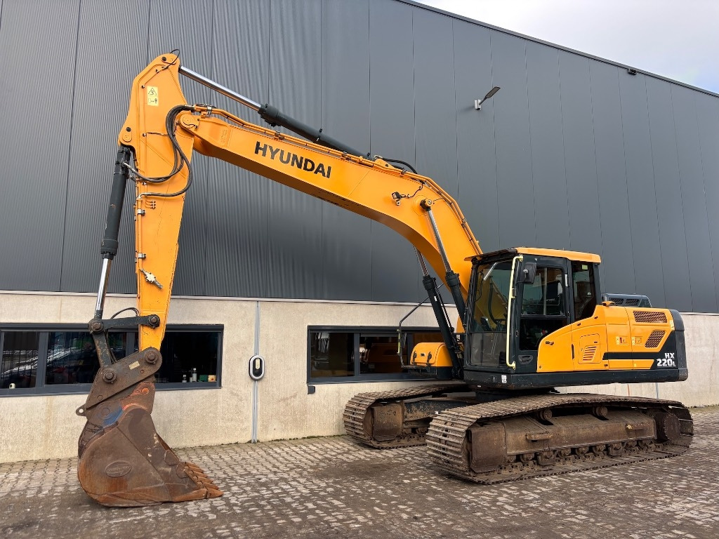 Hyundai HX 220 L - HX 220 - HX220L - Гусеничный экскаватор: фото 1 Hyundai HX 220 L - HX 220 - HX220L - Гусеничный экскаватор: фото 1