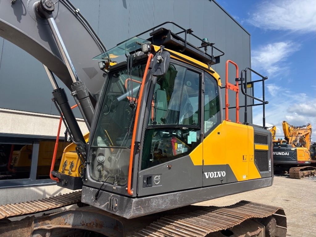Гусеничный экскаватор Volvo EC 220 E L - EC220: фото 11 Гусеничный экскаватор Volvo EC 220 E L - EC220: фото 11