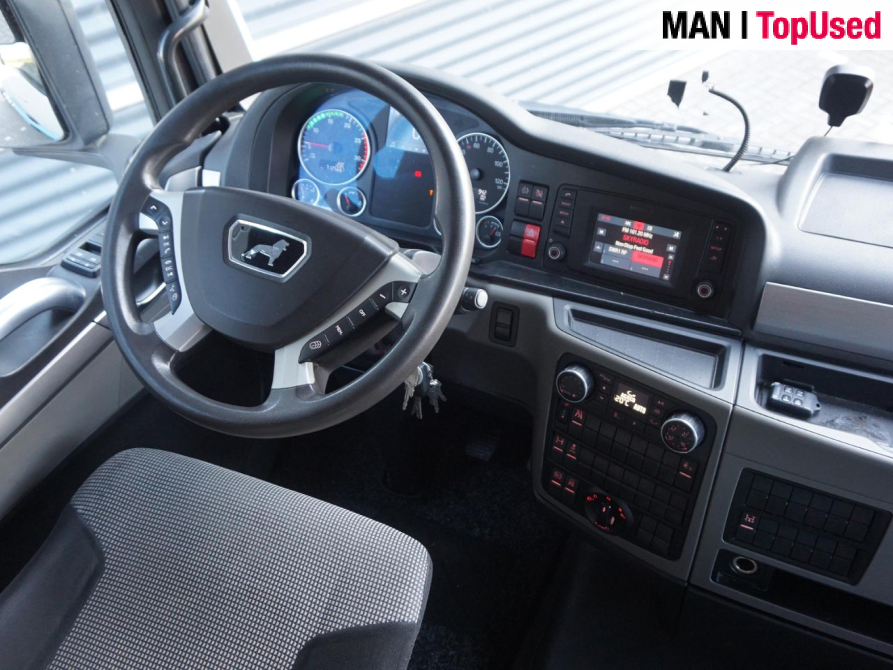 MAN TGX 18.420 4X2 BLS / PTO / EURO 6 - Тягач: фото 4 MAN TGX 18.420 4X2 BLS / PTO / EURO 6 - Тягач: фото 4