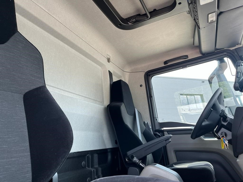 MAN TGM 18.250 / Carrier Koeler -30 gr / Chereau Frigobox / Laadklep / APK 06-26 - Рефрижератор: фото 5 MAN TGM 18.250 / Carrier Koeler -30 gr / Chereau Frigobox / Laadklep / APK 06-26 - Рефрижератор: фото 5