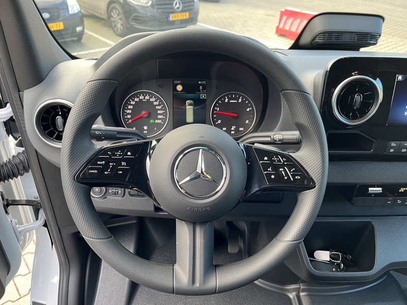 Mercedes-Benz Sprinter 317 1.9 CDI Select HD / Koel voorbereiding / L2 H2 - Фургон-рефрижератор: фото 4 Mercedes-Benz Sprinter 317 1.9 CDI Select HD / Koel voorbereiding / L2 H2 - Фургон-рефрижератор: фото 4