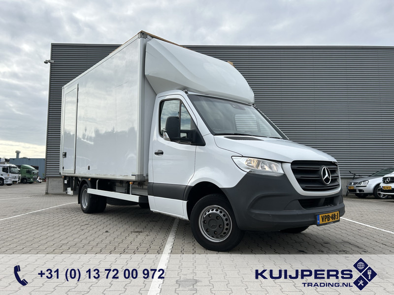 Mercedes-Benz Sprinter 515 1.9 CDI / Box Damage - Schade / Loadlift / APK TUV 04-26 - Фургон с закрытым кузовом: фото 1 Mercedes-Benz Sprinter 515 1.9 CDI / Box Damage - Schade / Loadlift / APK TUV 04-26 - Фургон с закрытым кузовом: фото 1