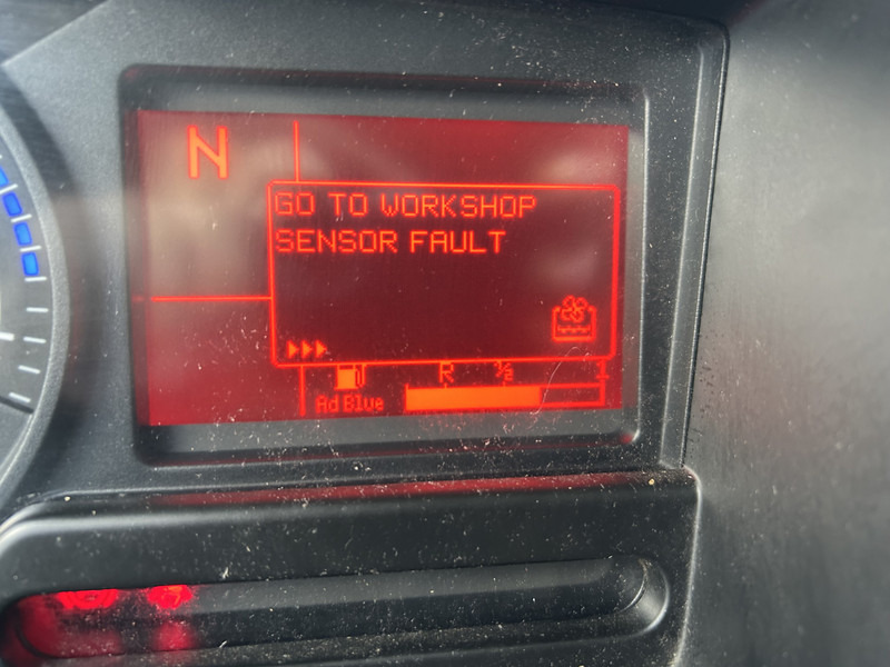 Renault D 210 Euro 6 C / 12 Ton / 293 dkm / Box / Loadlift / APK TUV 09-26 - Грузовик с закрытым кузовом: фото 5 Renault D 210 Euro 6 C / 12 Ton / 293 dkm / Box / Loadlift / APK TUV 09-26 - Грузовик с закрытым кузовом: фото 5