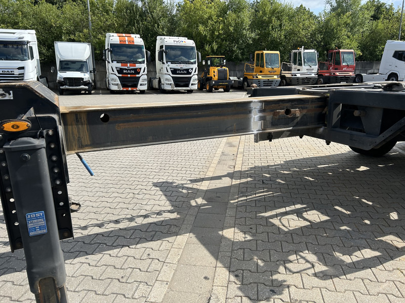 Renders Euro 800 / Container Chassis / 20 - 30 - 40 - 45 ft / SAF / APK TUV 11-25 - Полуприцеп-контейнеровоз/ Сменный кузов: фото 4 Renders Euro 800 / Container Chassis / 20 - 30 - 40 - 45 ft / SAF / APK TUV 11-25 - Полуприцеп-контейнеровоз/ Сменный кузов: фото 4
