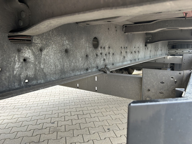 Schmitz Cargobull SCB S3B / Box Trailer / 2x Liftas / APK TUV 09-26 - Полуприцеп-фургон: фото 5 Schmitz Cargobull SCB S3B / Box Trailer / 2x Liftas / APK TUV 09-26 - Полуприцеп-фургон: фото 5