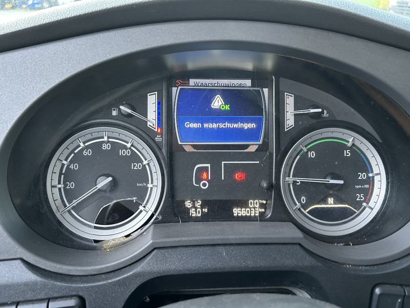 DAF XF 440 FT SC / Smart Tacho V2 / 2 Tanks / Stand Klima - Тягач: фото 4 DAF XF 440 FT SC / Smart Tacho V2 / 2 Tanks / Stand Klima - Тягач: фото 4