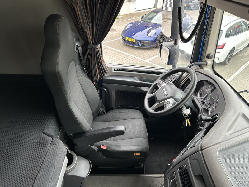 DAF XF 450 FT SC / Mega - Lowdeck / 681 dkm / 2 Tanks / Tacho V2 / Stand Airco - Тягач: фото 3 DAF XF 450 FT SC / Mega - Lowdeck / 681 dkm / 2 Tanks / Tacho V2 / Stand Airco - Тягач: фото 3