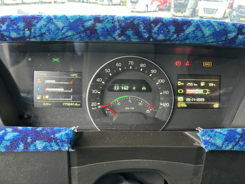 Volvo FH 500 Globetrotter / 775 dkm / New Tacho V2 / VEB+ / PTO Hydraulic - Тягач: фото 4 Volvo FH 500 Globetrotter / 775 dkm / New Tacho V2 / VEB+ / PTO Hydraulic - Тягач: фото 4