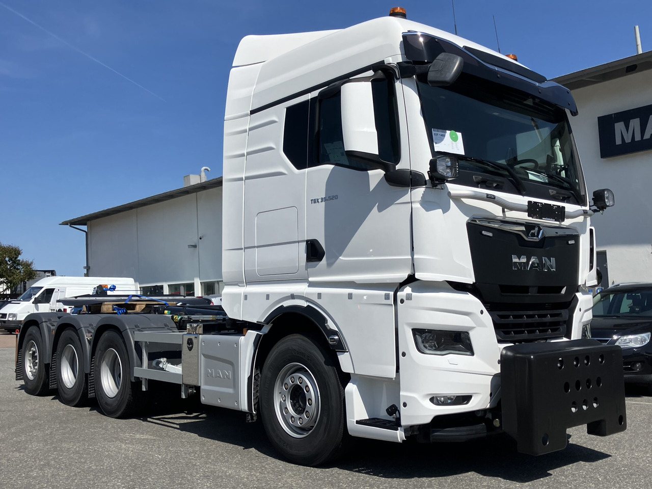 TGX 35.520 8×4-4 Fullplog JOAB - Крюковой мультилифт: фото 1 TGX 35.520 8×4-4 Fullplog JOAB - Крюковой мультилифт: фото 1