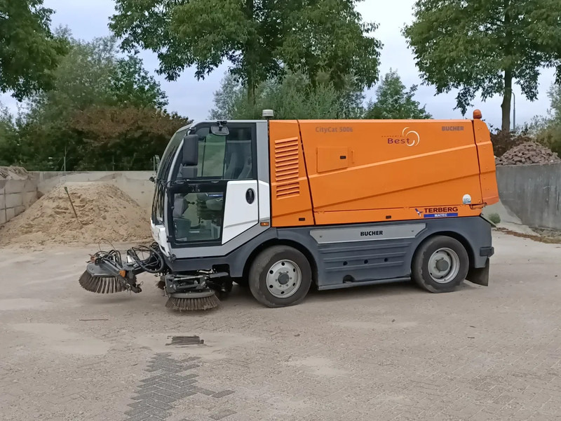 Bucher CITYCAT 5006 Citycat 5006 - Подметально-уборочная машина: фото 2 Bucher CITYCAT 5006 Citycat 5006 - Подметально-уборочная машина: фото 2