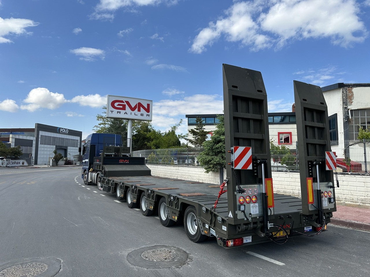 GVN Trailer 5 AXLE LOWBED - Низкорамный полуприцеп: фото 3 GVN Trailer 5 AXLE LOWBED - Низкорамный полуприцеп: фото 3