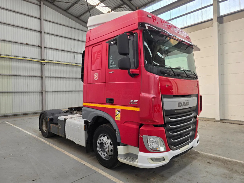 DAF XF 106.460 SPACECAB / INTARDER /MANUEL - Тягач: фото 3 DAF XF 106.460 SPACECAB / INTARDER /MANUEL - Тягач: фото 3