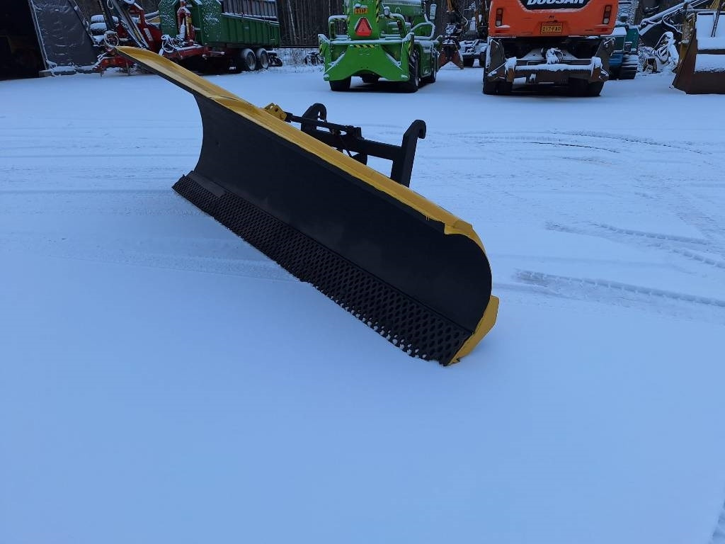 Rote 360 alueaura  - Отвал для снега для Сельскохозяйственной техники: фото 4 Rote 360 alueaura  - Отвал для снега для Сельскохозяйственной техники: фото 4