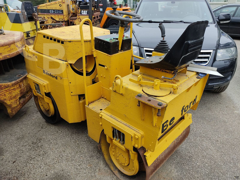 Benford  - Каток: фото 1 Benford  - Каток: фото 1