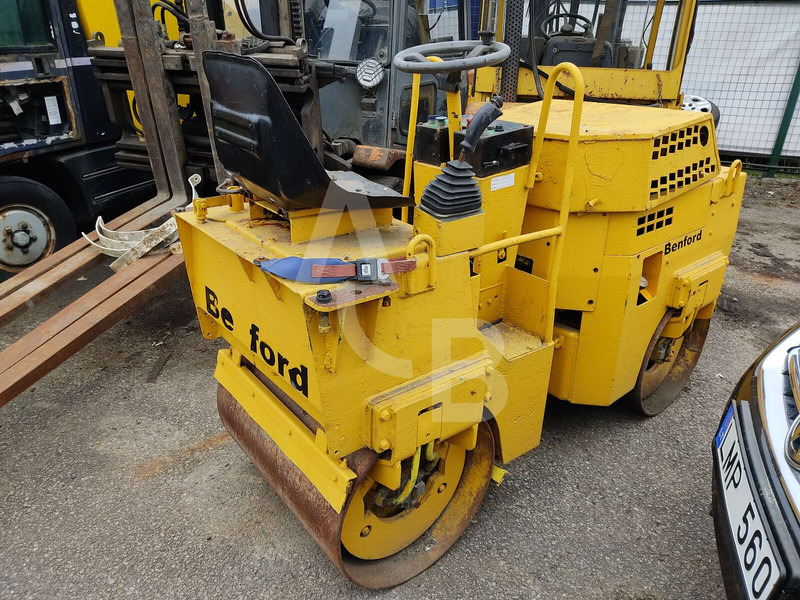 Benford  - Каток: фото 2 Benford  - Каток: фото 2