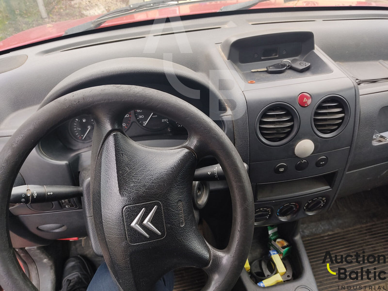 Легковой фургон Citroën Berlingo: фото 7