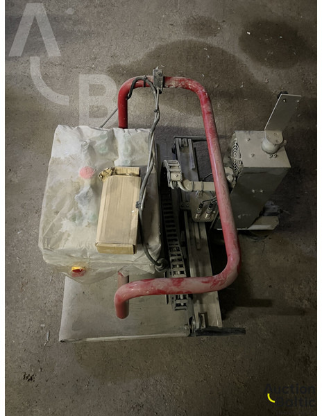 Clapa Floor Master 130 - Затирочная машина по бетону: фото 4 Clapa Floor Master 130 - Затирочная машина по бетону: фото 4