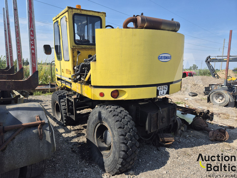 Geismar KGT-V - Колёсный экскаватор: фото 4 Geismar KGT-V - Колёсный экскаватор: фото 4