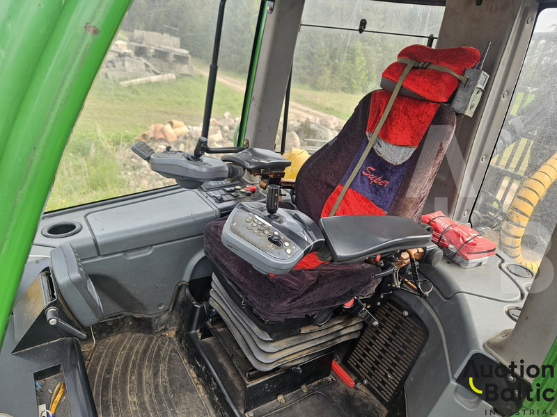 John Deere 1010 E - Лесной прицеп: фото 5 John Deere 1010 E - Лесной прицеп: фото 5