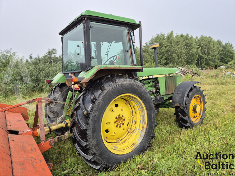 John Deere MFWD - Трактор: фото 5 John Deere MFWD - Трактор: фото 5
