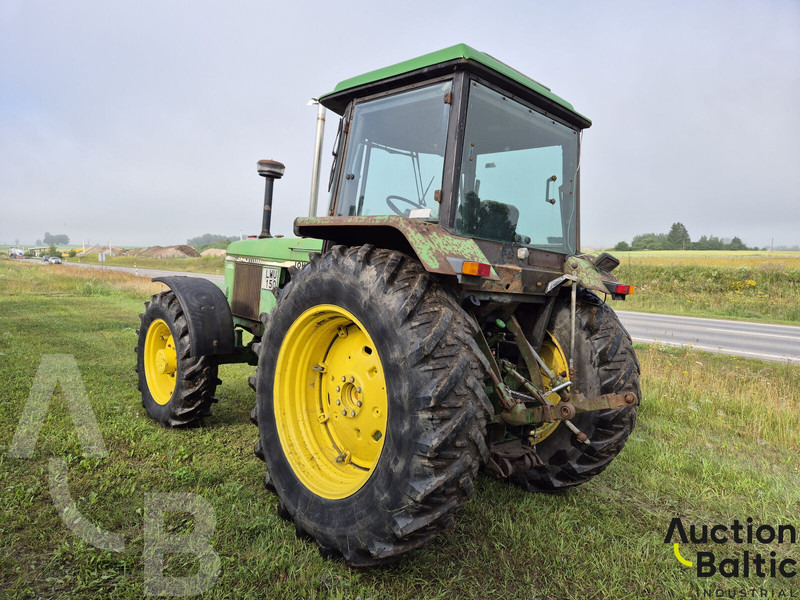 John Deere MFWD - Трактор: фото 4 John Deere MFWD - Трактор: фото 4
