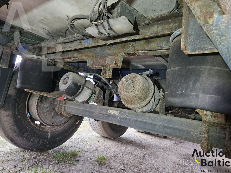 Тентованный полуприцеп LAMBERET YS-2P5: фото 12 Тентованный полуприцеп LAMBERET YS-2P5: фото 12