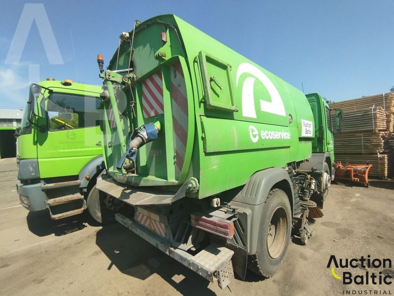Mercedes-Benz Atego 1318 - Подметально-уборочная машина: фото 3 Mercedes-Benz Atego 1318 - Подметально-уборочная машина: фото 3