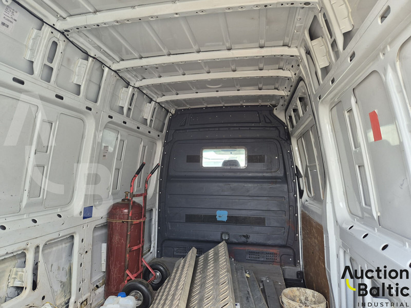 Цельнометаллический фургон Mercedes-Benz Sprinter 314: фото 12 Цельнометаллический фургон Mercedes-Benz Sprinter 314: фото 12