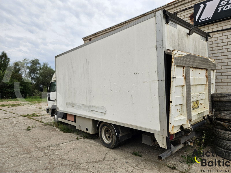 Nissan U714 - Грузовик с закрытым кузовом: фото 3 Nissan U714 - Грузовик с закрытым кузовом: фото 3