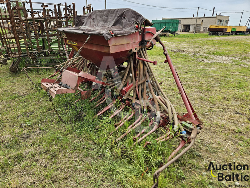 SPU 4 - Посевной комплекс: фото 3 SPU 4 - Посевной комплекс: фото 3