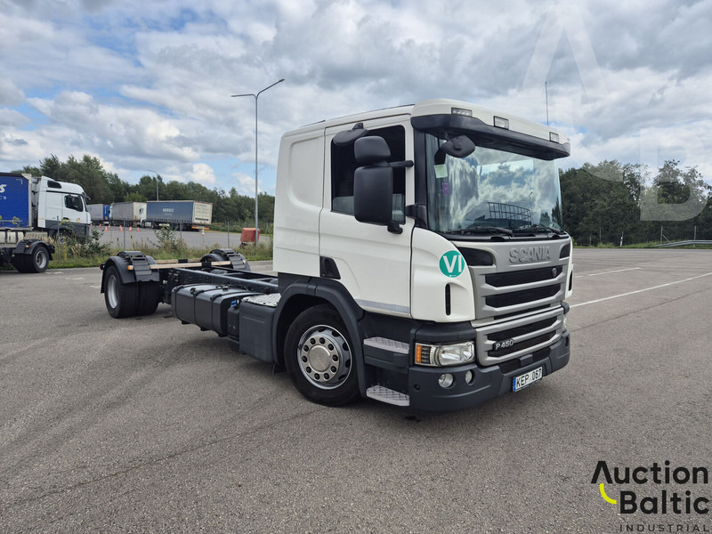 Scania P 450 - Грузовик-шасси: фото 2 Scania P 450 - Грузовик-шасси: фото 2