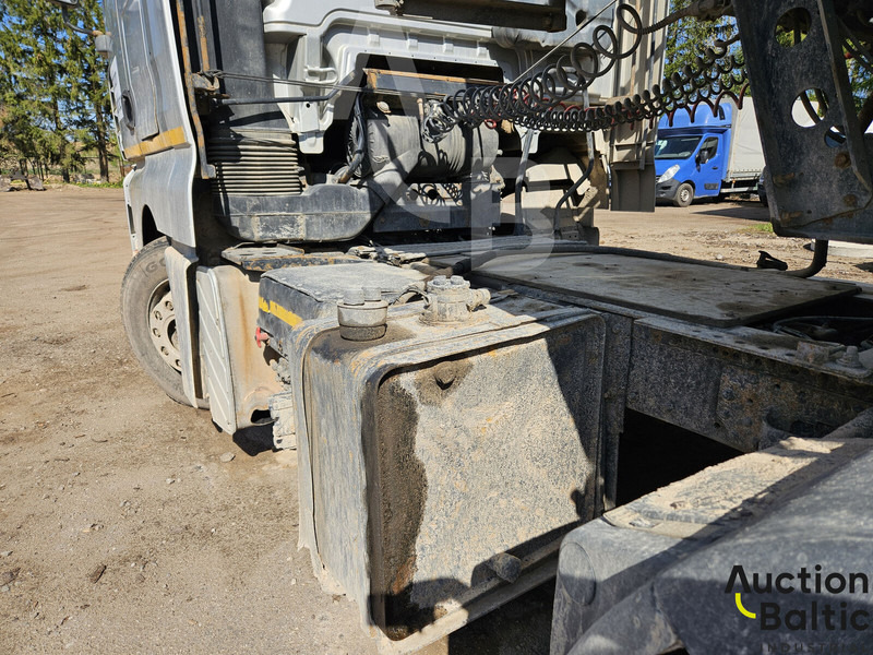 Тягач MAN TGA18.430: фото 11 Тягач MAN TGA18.430: фото 11