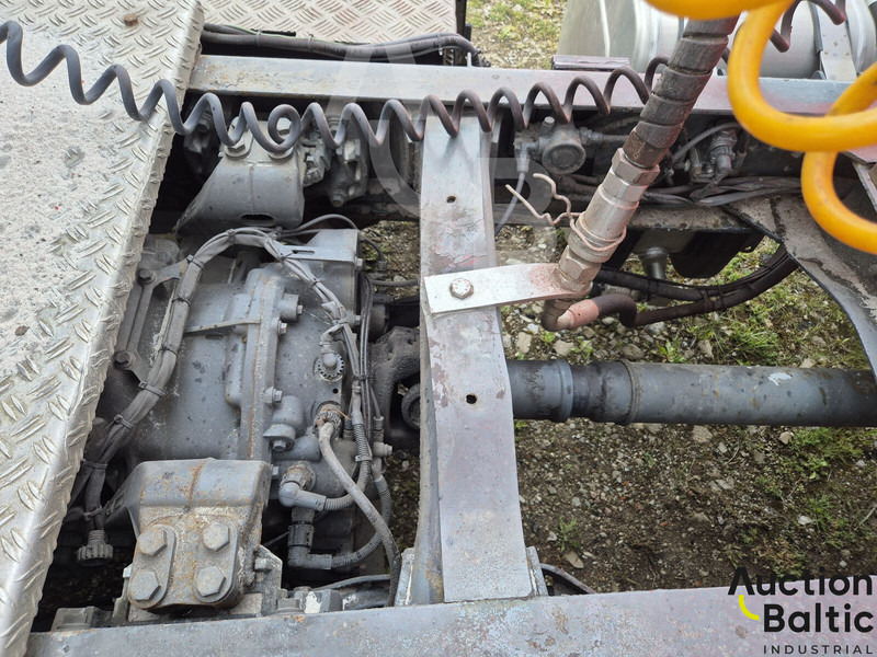Тягач Scania P 94-260: фото 14