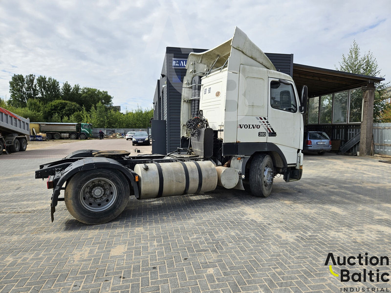Volvo FH12 - Тягач: фото 4 Volvo FH12 - Тягач: фото 4