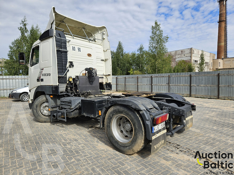 Volvo FH12 - Тягач: фото 3 Volvo FH12 - Тягач: фото 3