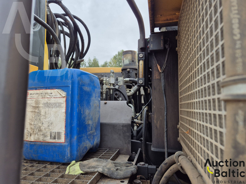 Колёсный экскаватор Volvo EW 160 B: фото 13