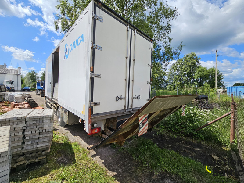 Volvo FL615 - Грузовик с закрытым кузовом: фото 3 Volvo FL615 - Грузовик с закрытым кузовом: фото 3