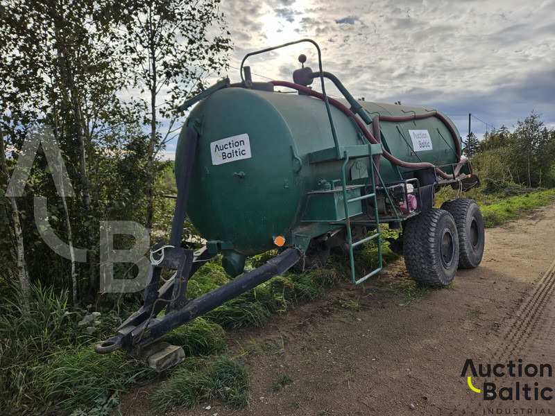 WATER transport trailer - Самосвальный прицеп: фото 1 WATER transport trailer - Самосвальный прицеп: фото 1