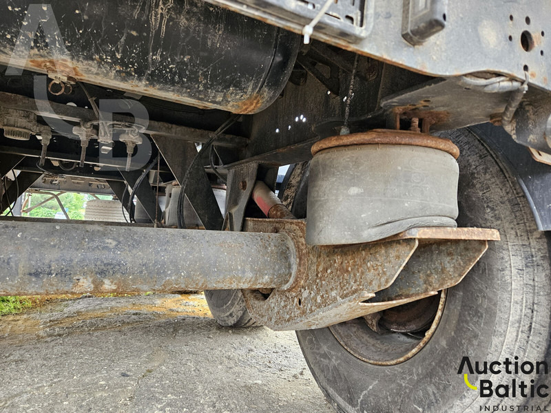 Тентованный полуприцеп Wielton NW-3: фото 8 Тентованный полуприцеп Wielton NW-3: фото 8