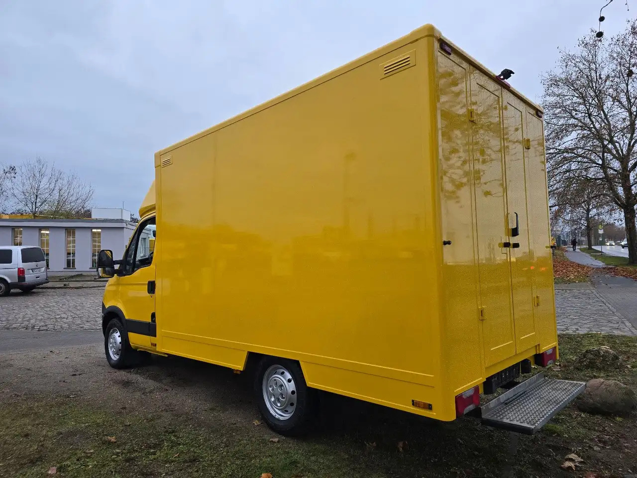 Iveco Daily/ Regalsystem/Luftfeder/KURZ/1. Hand - Фургон с закрытым кузовом: фото 5 Iveco Daily/ Regalsystem/Luftfeder/KURZ/1. Hand - Фургон с закрытым кузовом: фото 5