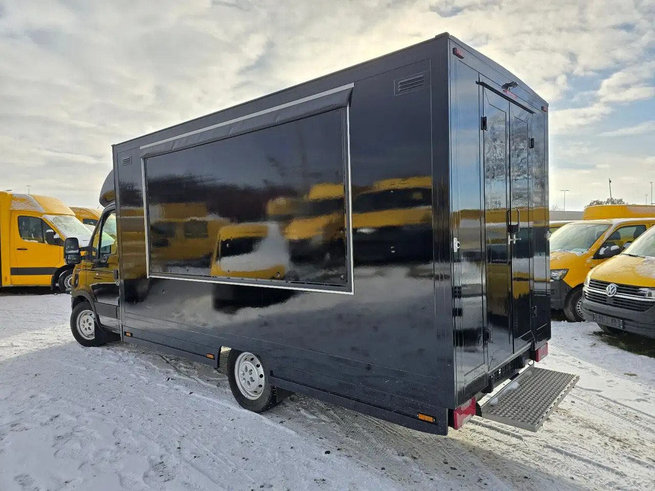 Iveco IS35SI2AA/ FOODTRUCK/Daily - Торговый грузовик: фото 5 Iveco IS35SI2AA/ FOODTRUCK/Daily - Торговый грузовик: фото 5