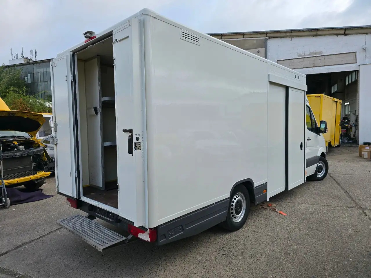 Mercedes-Benz Sprinter/Koffer/Regalsystem/ EU5/ 1. Hand - Фургон с закрытым кузовом: фото 5 Mercedes-Benz Sprinter/Koffer/Regalsystem/ EU5/ 1. Hand - Фургон с закрытым кузовом: фото 5