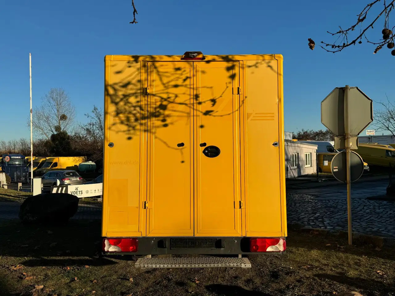 Mercedes-Benz Sprinter/Koffer/Regalsystem/ EU5/ 1. Hand - Фургон с закрытым кузовом: фото 4 Mercedes-Benz Sprinter/Koffer/Regalsystem/ EU5/ 1. Hand - Фургон с закрытым кузовом: фото 4