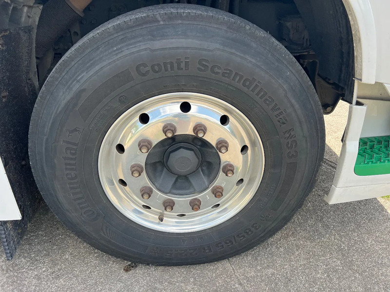 Volvo FH 500 VDS STEERING***PTO POMP***Full Air***FH500 euro6 - Тягач: фото 4 Volvo FH 500 VDS STEERING***PTO POMP***Full Air***FH500 euro6 - Тягач: фото 4