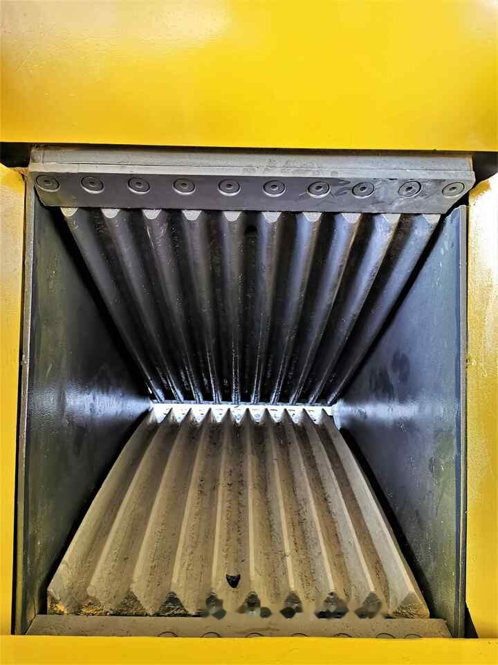 AME Crusher Bucket (MCB 40) - Ковш для Экскаваторов: фото 5 AME Crusher Bucket (MCB 40) - Ковш для Экскаваторов: фото 5