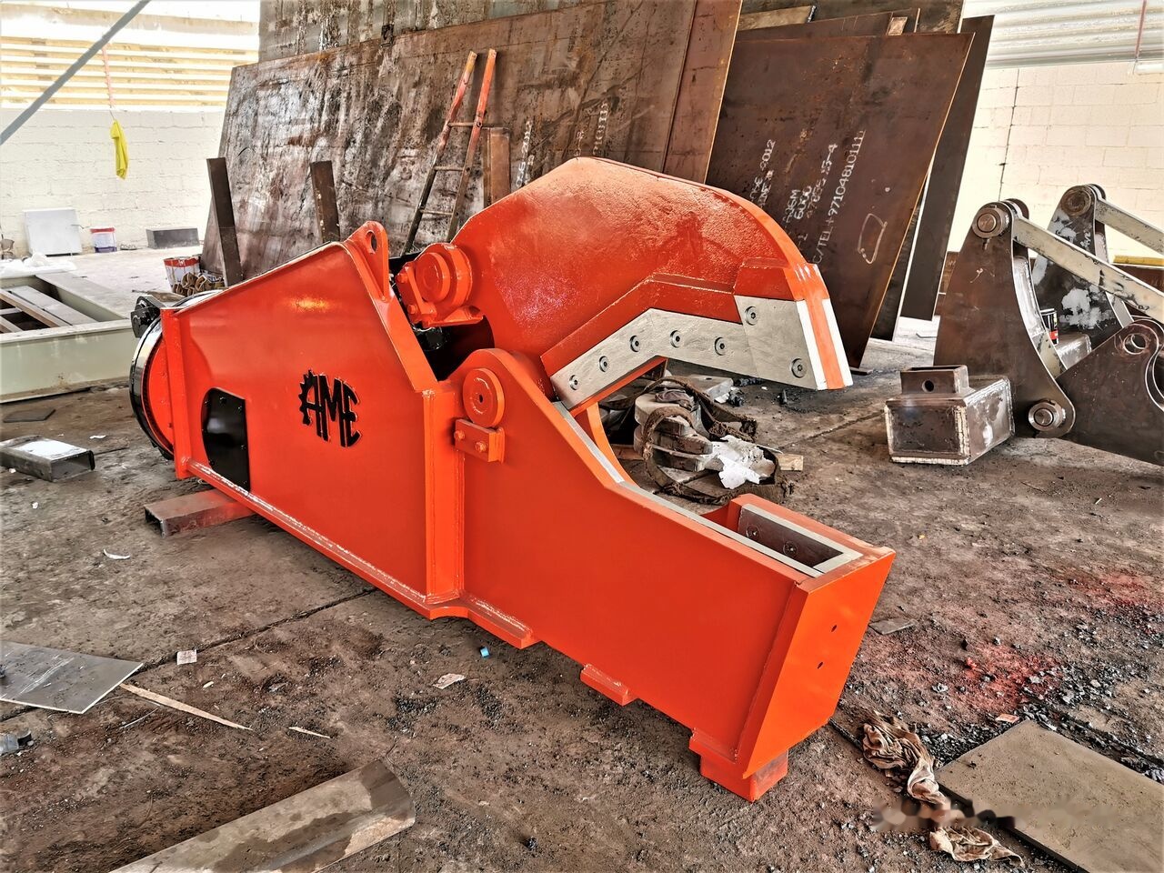 AME Hydraulic Steel Shear Jaw - Гидроножницы для Экскаваторов: фото 1 AME Hydraulic Steel Shear Jaw - Гидроножницы для Экскаваторов: фото 1