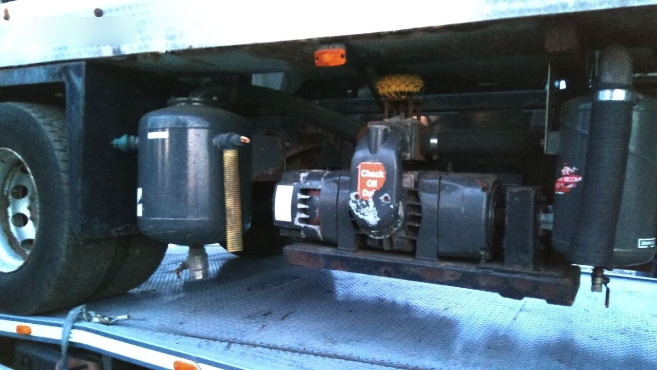 DAF LF55.220 jetter combi - Ассенизатор: фото 4 DAF LF55.220 jetter combi - Ассенизатор: фото 4